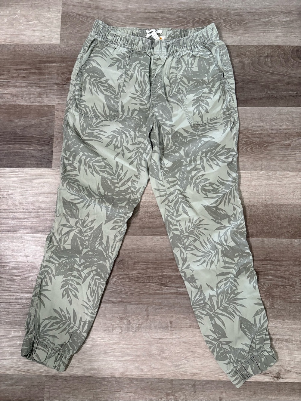 C&C California Olive Leaf-Print Casual Jogger Pants